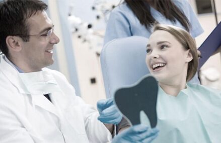 What Can You Expect During the First Visit with Your Cosmetic Dentist?