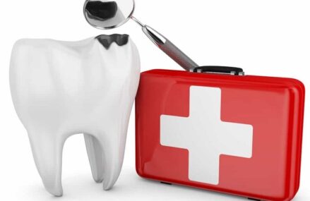 How Do Emergency Dentists Treat Dental Infections?